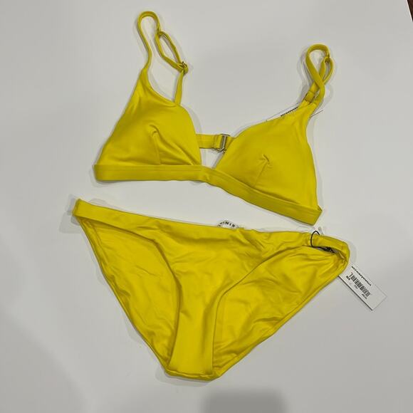 Vitamin A Swim 2 Piece  NWT Yellow Triangle Top and Classic Bikini Bottom - Picture 1 of 8